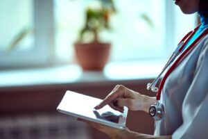 provider accessing electronic health records